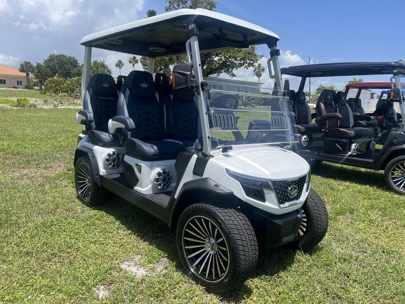 2025 Evolution D-Max GT4 Pearl White — 4-Seater with 24-Speaker Sound