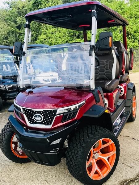 2025 Evolution D-Max XT4 — 4WD 4-Seater with 24-Speaker Sound — additional view