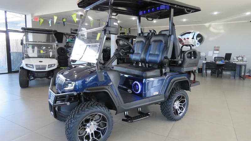 2025 Evolution D5 Maverick 2+2 — 4-Seater Lithium Golf Cart