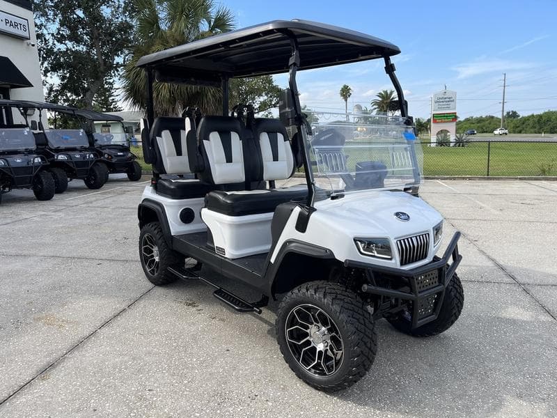 2025 Evolution D5 Maverick 4 Sky Blue — 4-Seater Forward-Facing Golf Cart