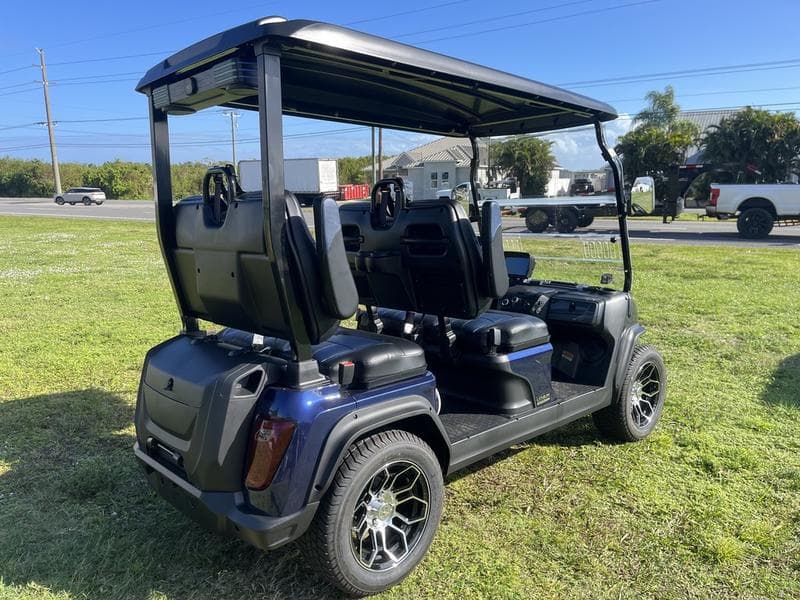 2025 Evolution D5 Ranger 4 Plus Mediterranean Blue — Cart with CarPlay — additional view